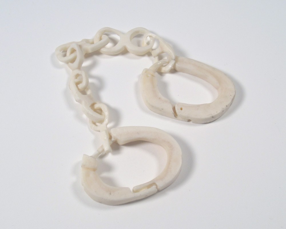 Shackles3